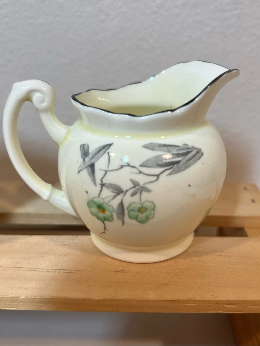 Foley China elegant cream